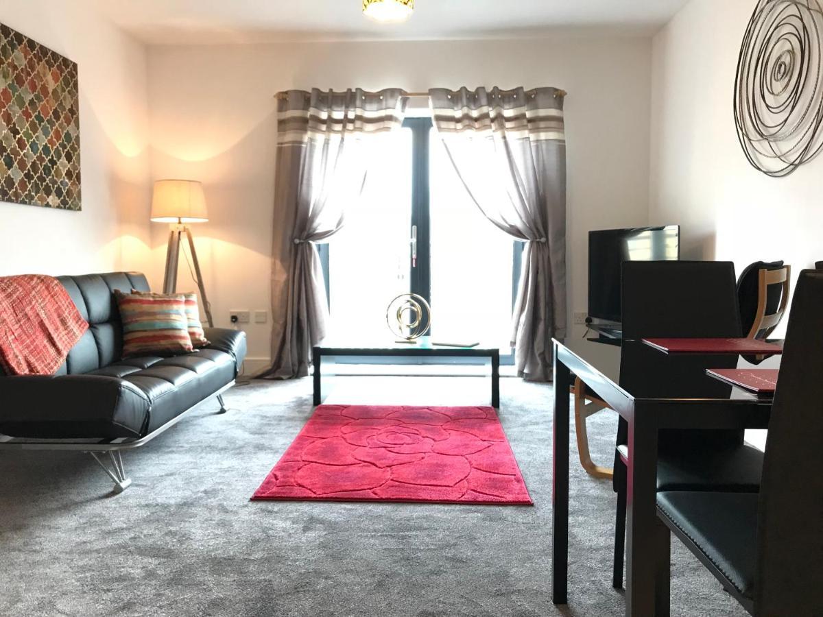 Grand Central Apartments Derby Bagian luar foto