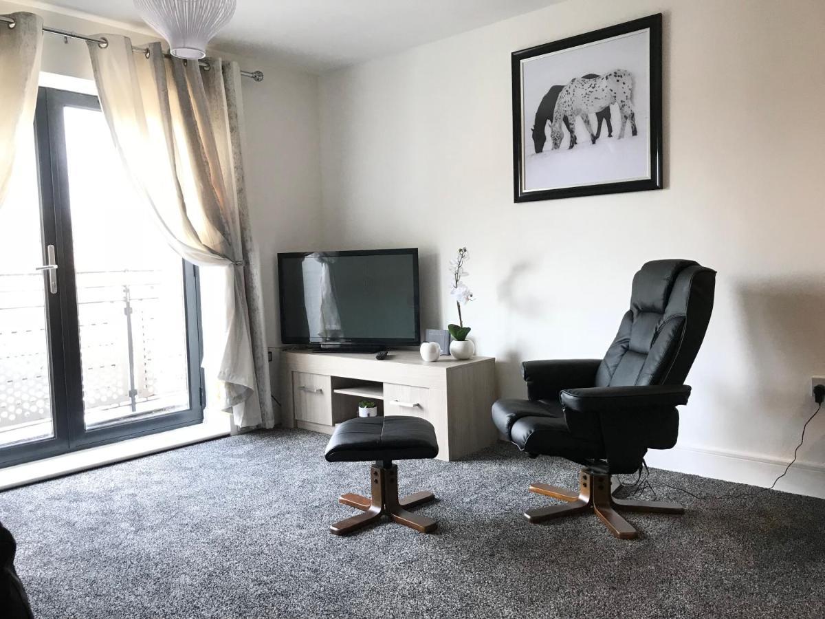 Grand Central Apartments Derby Bagian luar foto