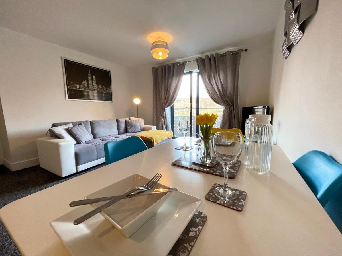 Grand Central Apartments Derby Bagian luar foto